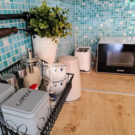 - Free Garage, Ac, Balcony, Wi-fi Daire